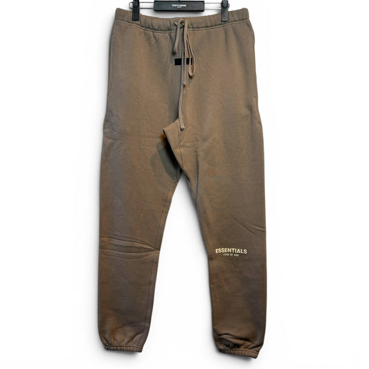 ESSENTIALS SWEATPANTS - DESERT TAUP