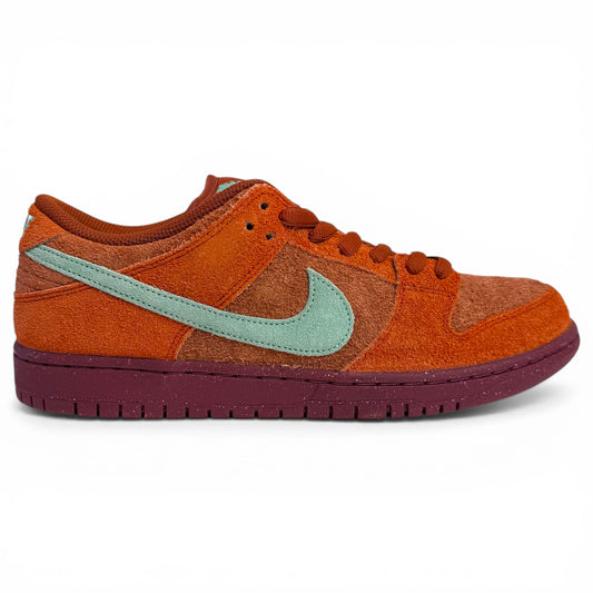 NIKE SB DUNK LOW PRO PRM (DV5429 601) "Mystic Red and Rosewood"