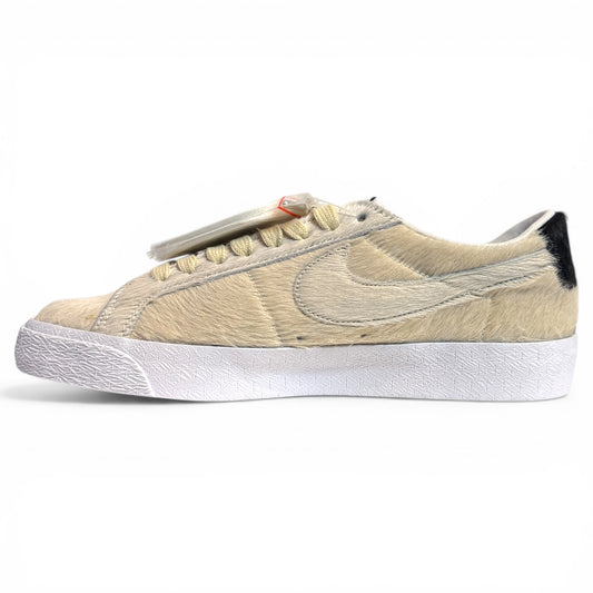 NIKE SB ZOOM BLAZER LOW QS (CZ4620 200) "BE@RBRICK"