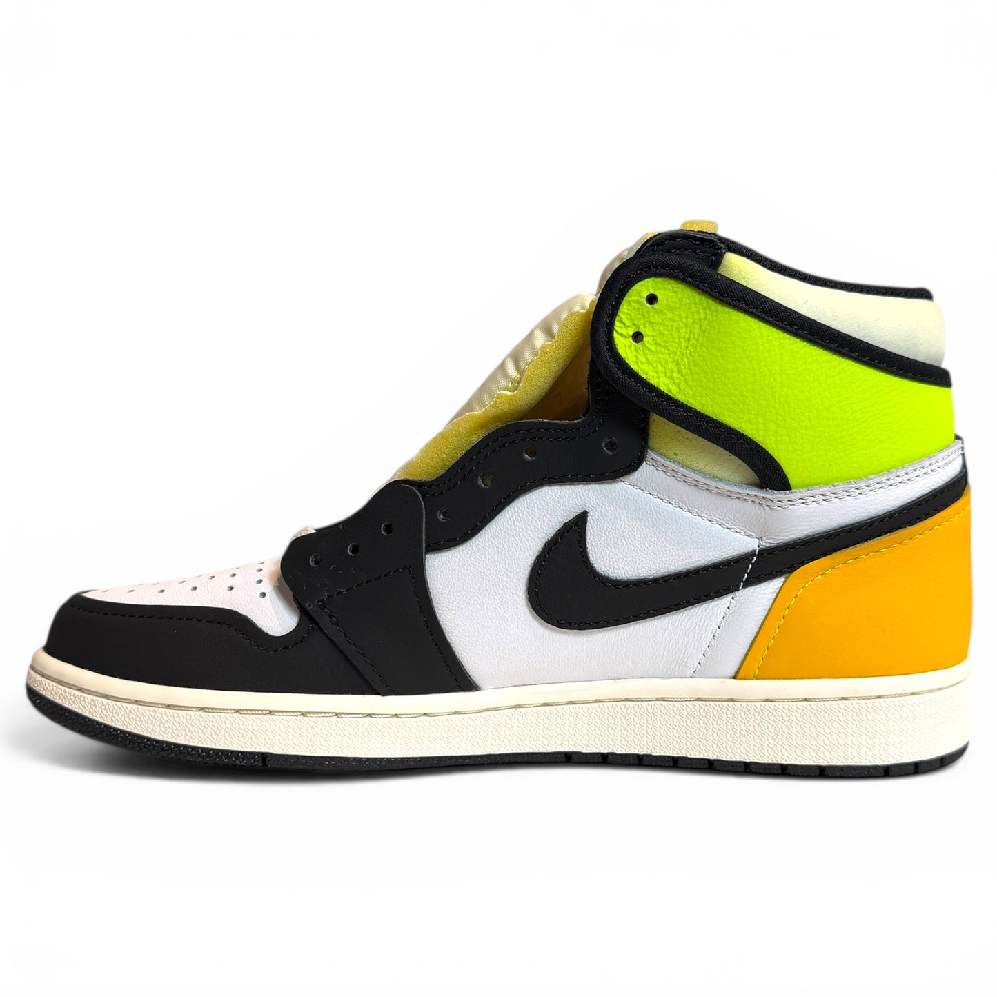 NIKE AIR JORDAN 1 RETRO HIGH OG (555088 118) "VOLT GOLD"