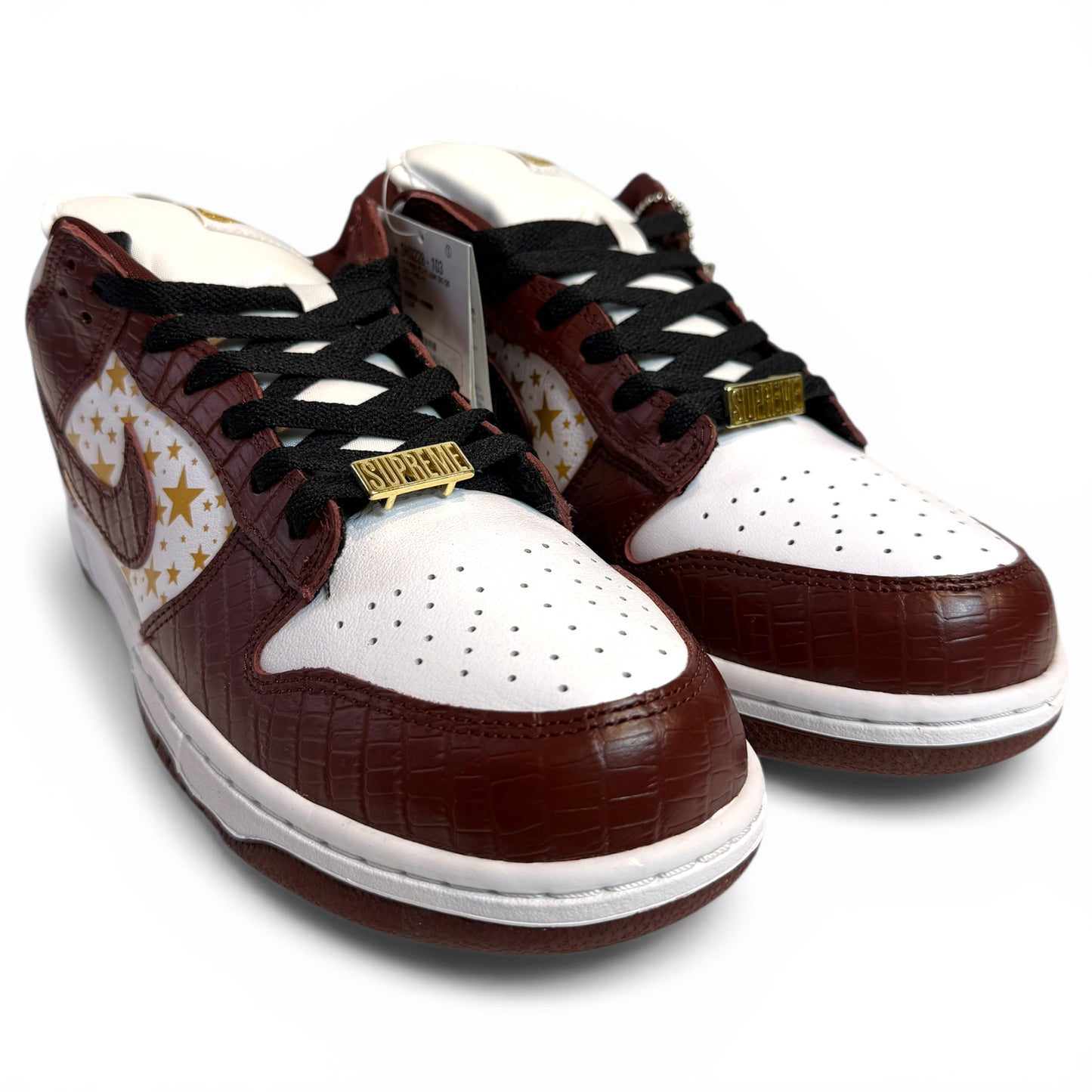 SUPREME × NIKE SB DUNK LOW OG QS (DH3228 103) "GOLD STARS"