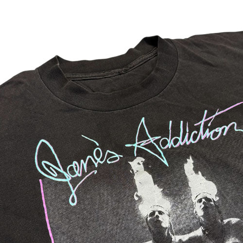 Jane's Addiction NOTHING'S SHOCKING