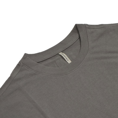 FOG - FEAR OF GOD Essentials Boxy T-Shirt