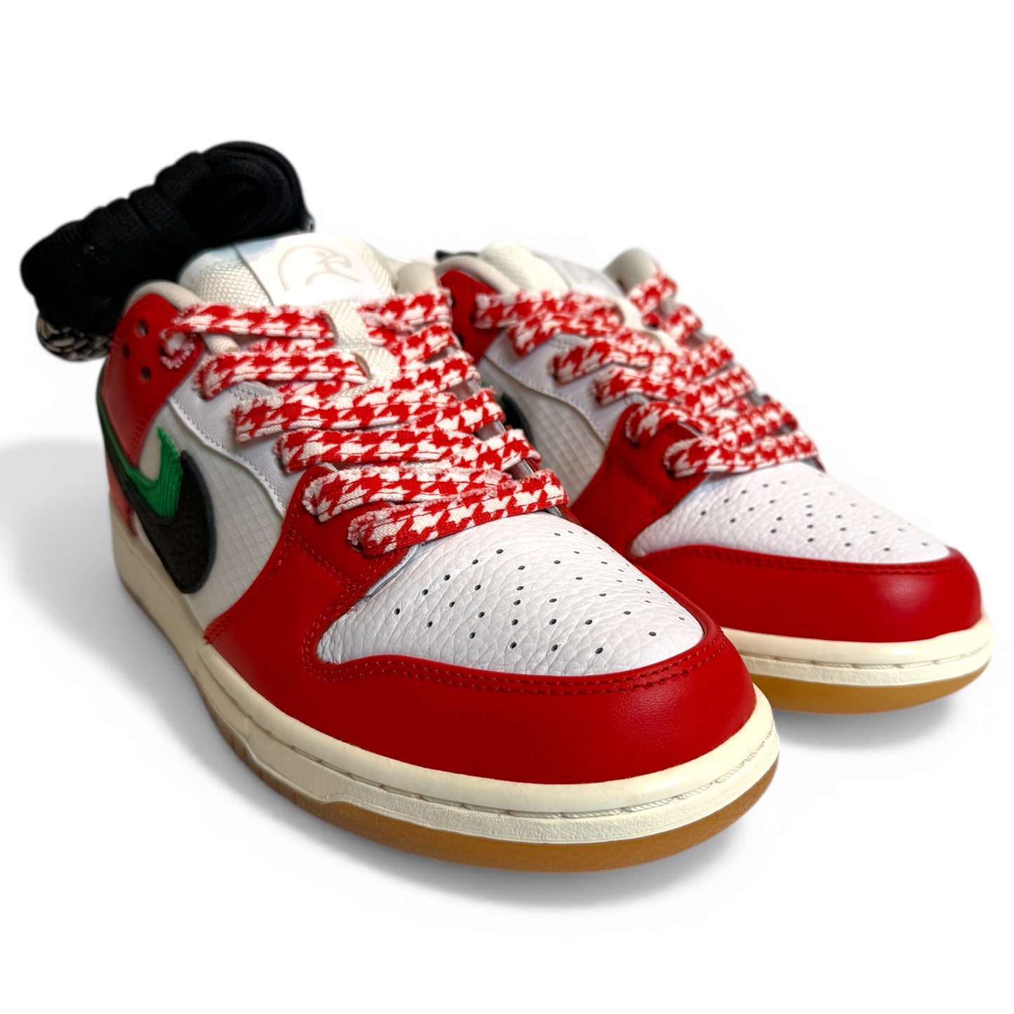 FRAME SKATE × NIKE SB DUNK LOW PRO QS (CT2550 600) "HABIBI"