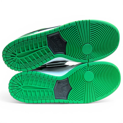 NIKE SB DUNK LOW PRO (BQ6817 302) "BLACK AND CLASSIC GREEN"