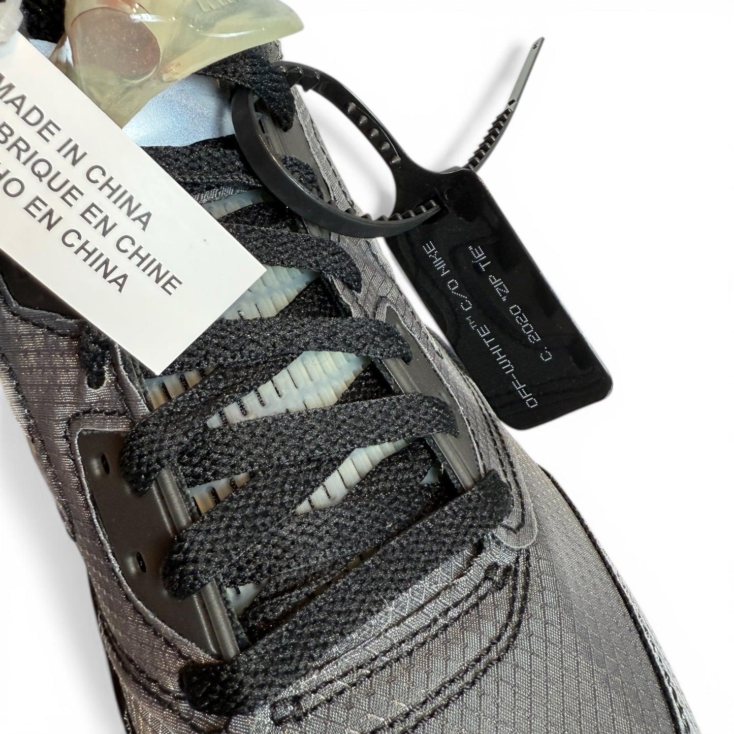 Off-White × NIKE AIR JORDAN 5 RETRO SP (CT8480 001)