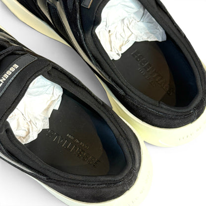 ESSENTIALS EXCLUSIVE BACKLESS RUNNER SNEAKER