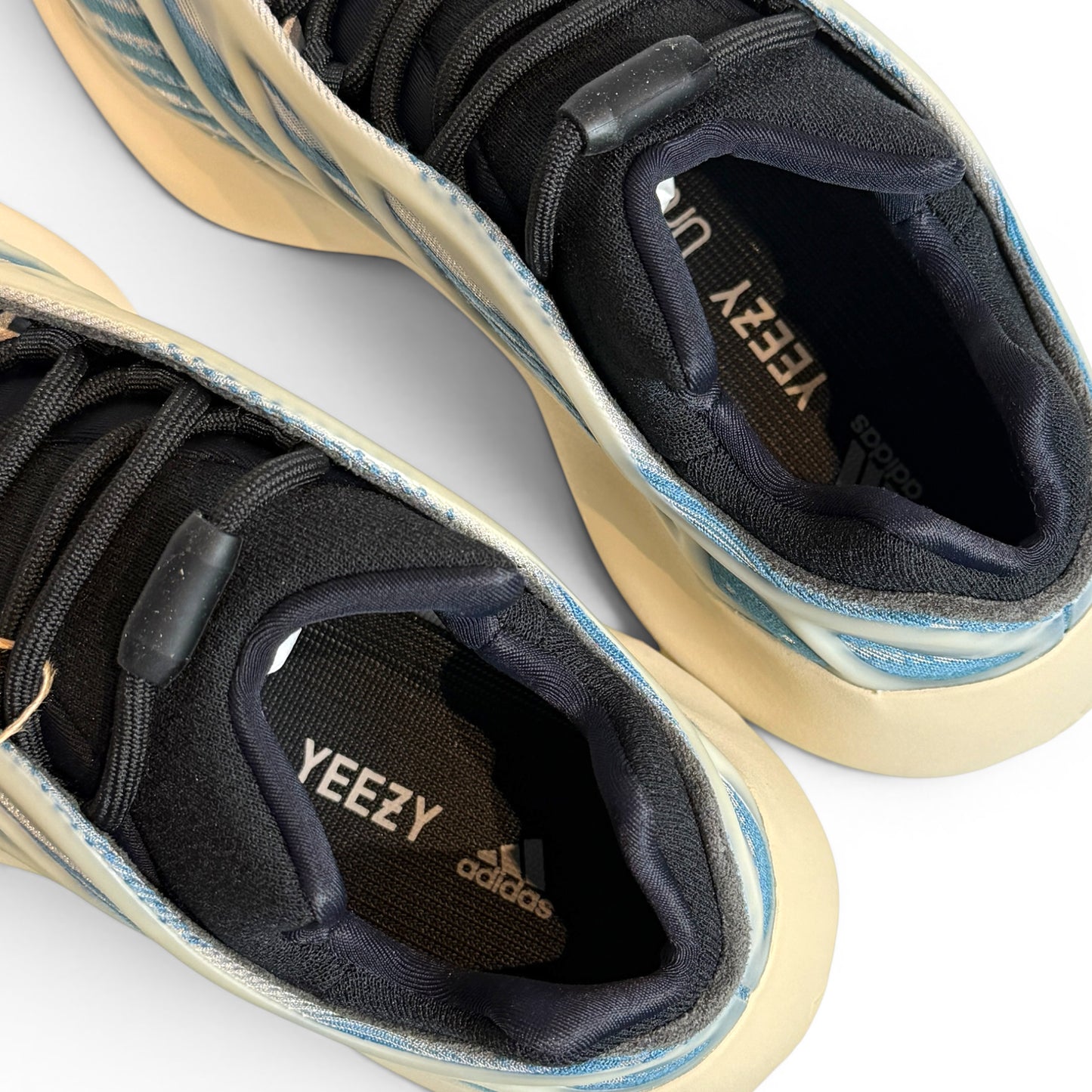 YEEZY BOOST 700 V3 (GY0260) "KYANITE"