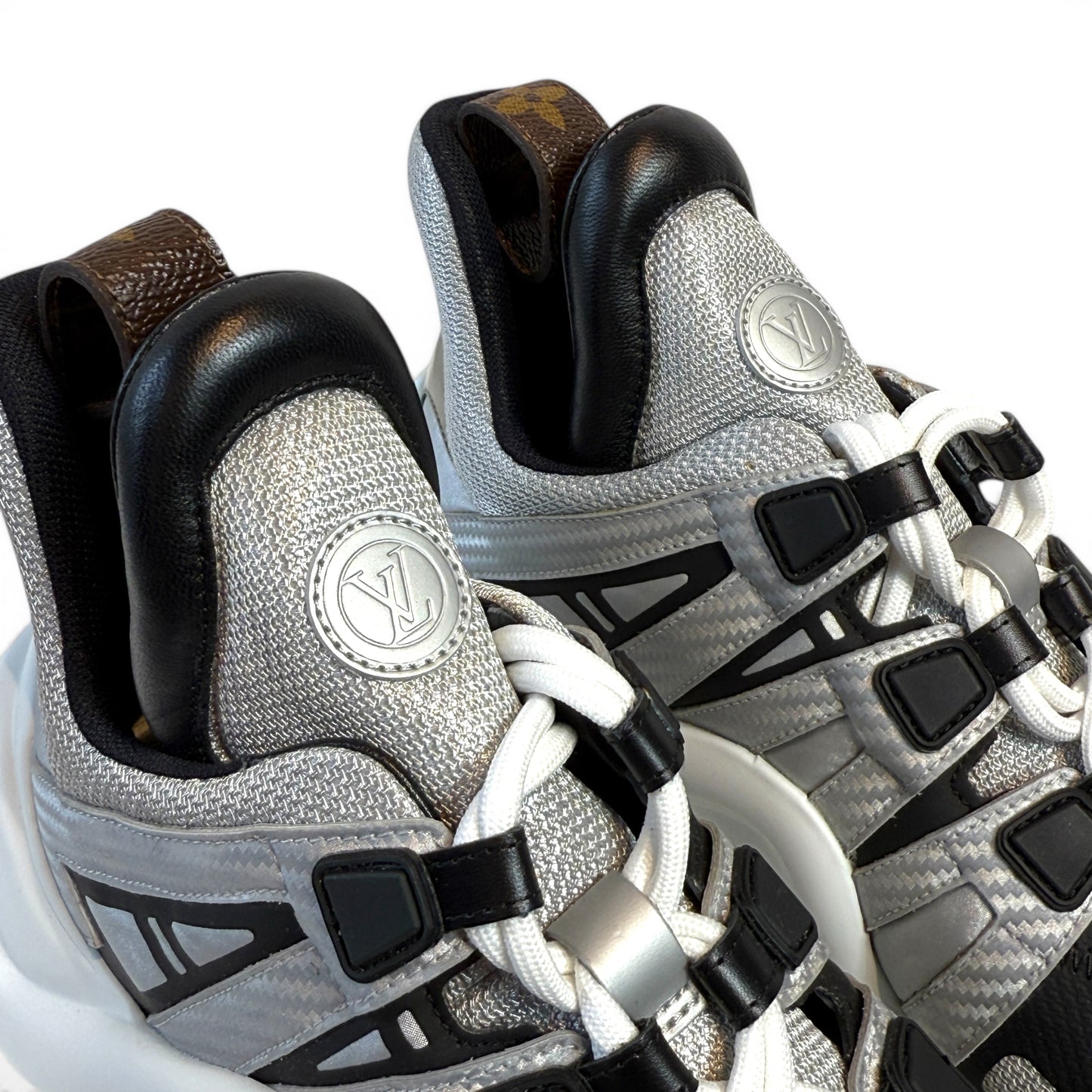 LV ARCHLIGHT SNEAKER