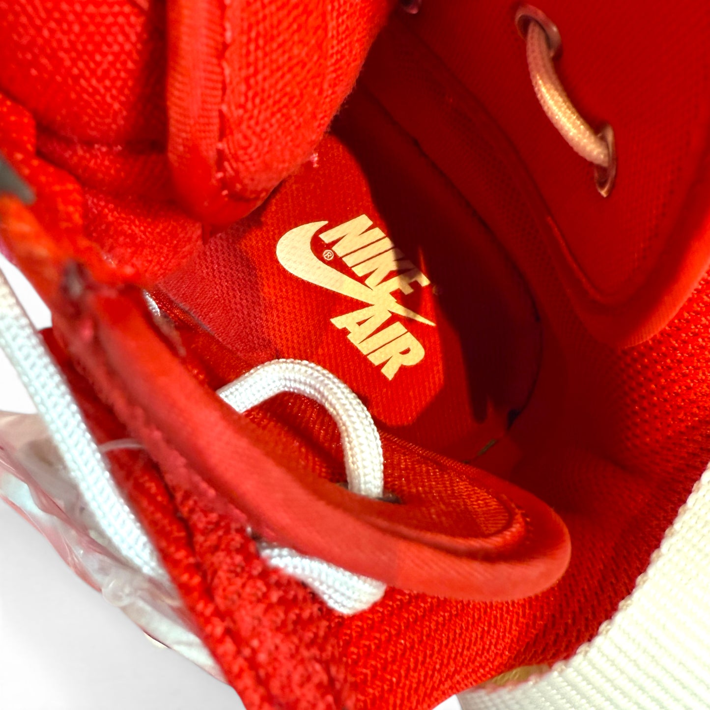 NIKE AIR FORCE 1 HIGH / EU (AV5840 600) "EMOTIONALLY UNAVAILABLE"