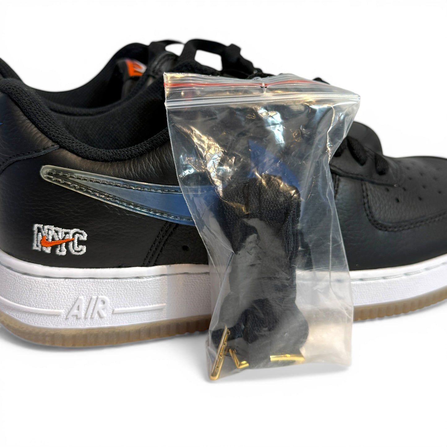 NIKE AIR FORCE 1 LOW / KITH (CZ7928 001) "NYC"