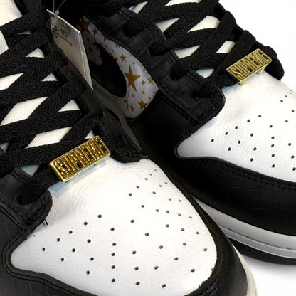 SUPREME × NIKE SB DUNK LOW OG QS (DH3228 102) "GOLD STARS"